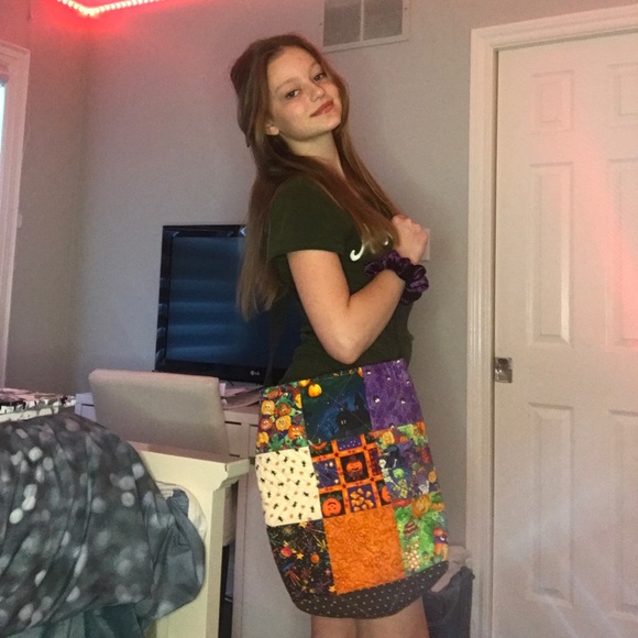 One amazing Halloween candy bag! - Picture 4 of 5